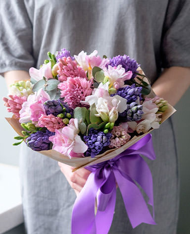 Бесплатная доставка цветов в Казалинске